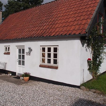Bjaeldskovgaard Holiday House Funder Kirkeby Exterior foto